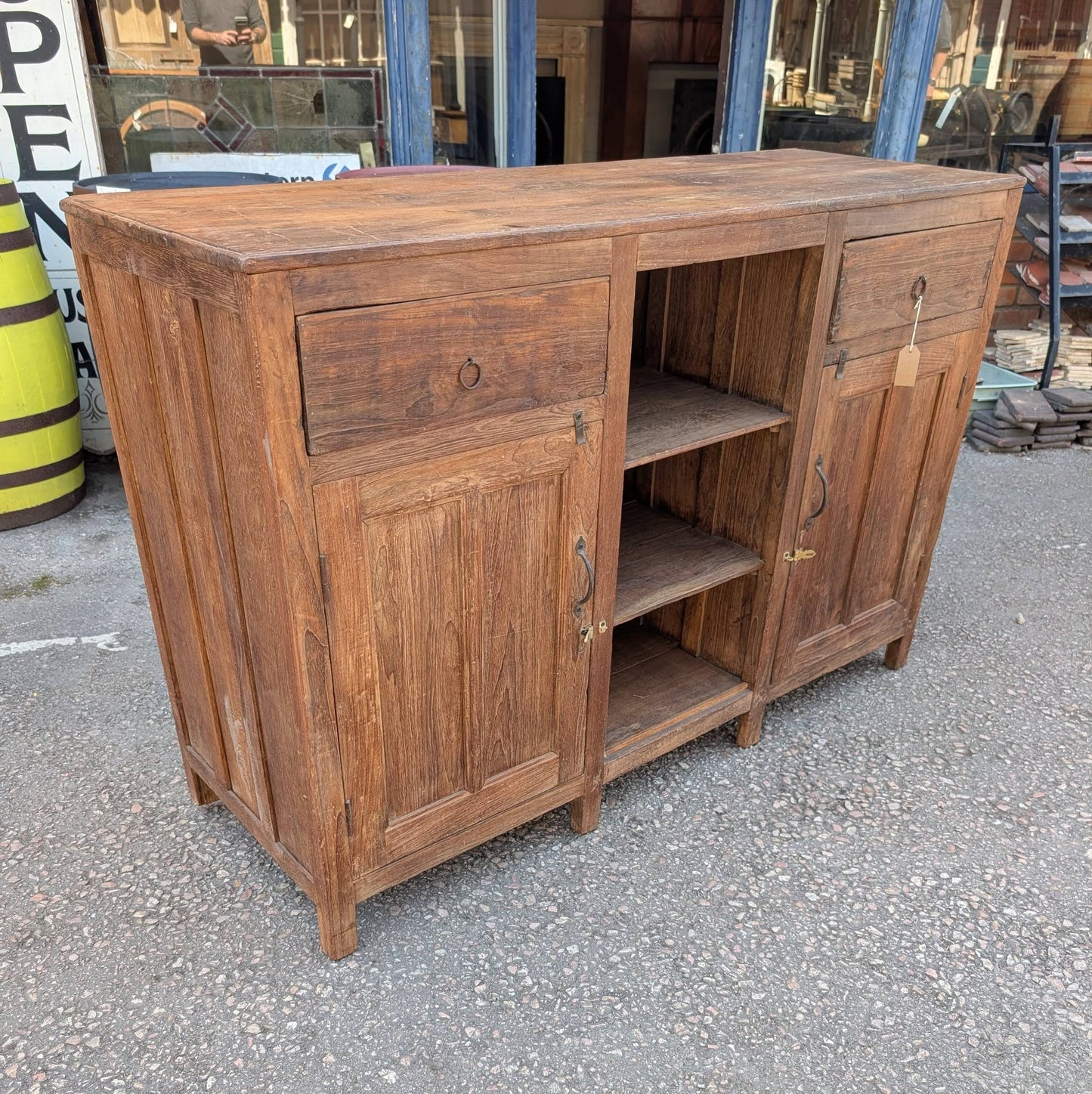 Kitchen Sideboard with Middle Open Shelving