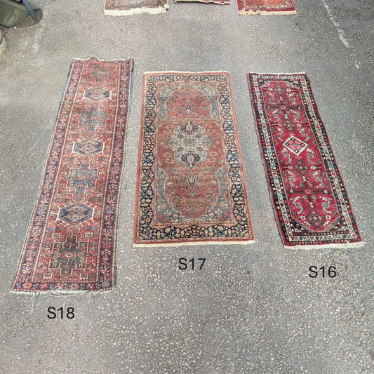Mid-Sized Rugs & Runners