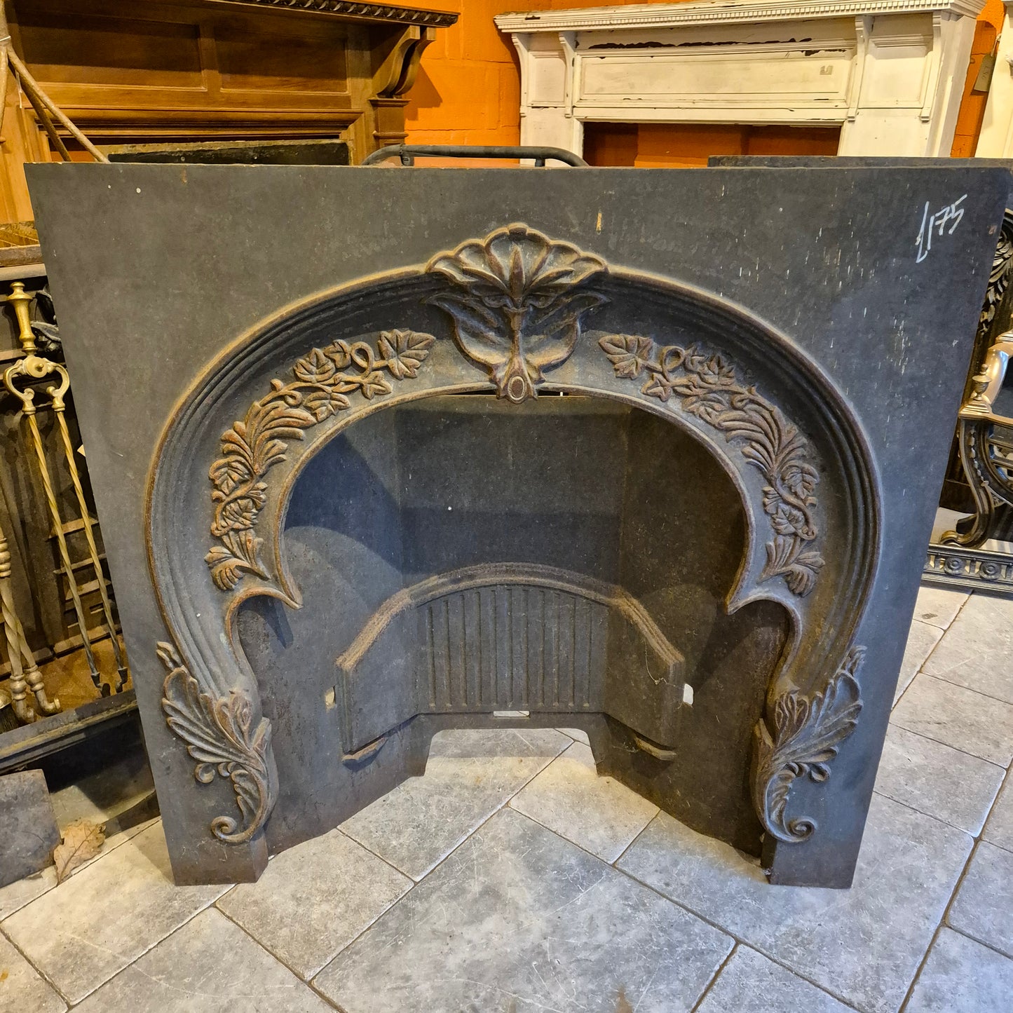 Victorian Horseshoe Insert