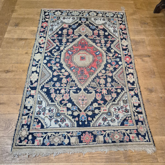 Rug 189cm x 123cm
