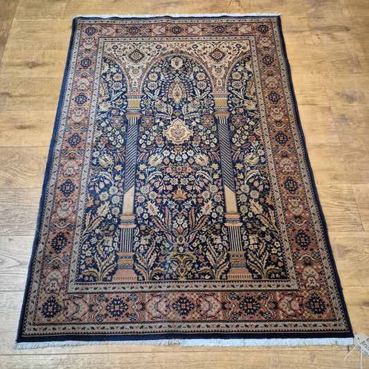 Rug 162cm x 112cm