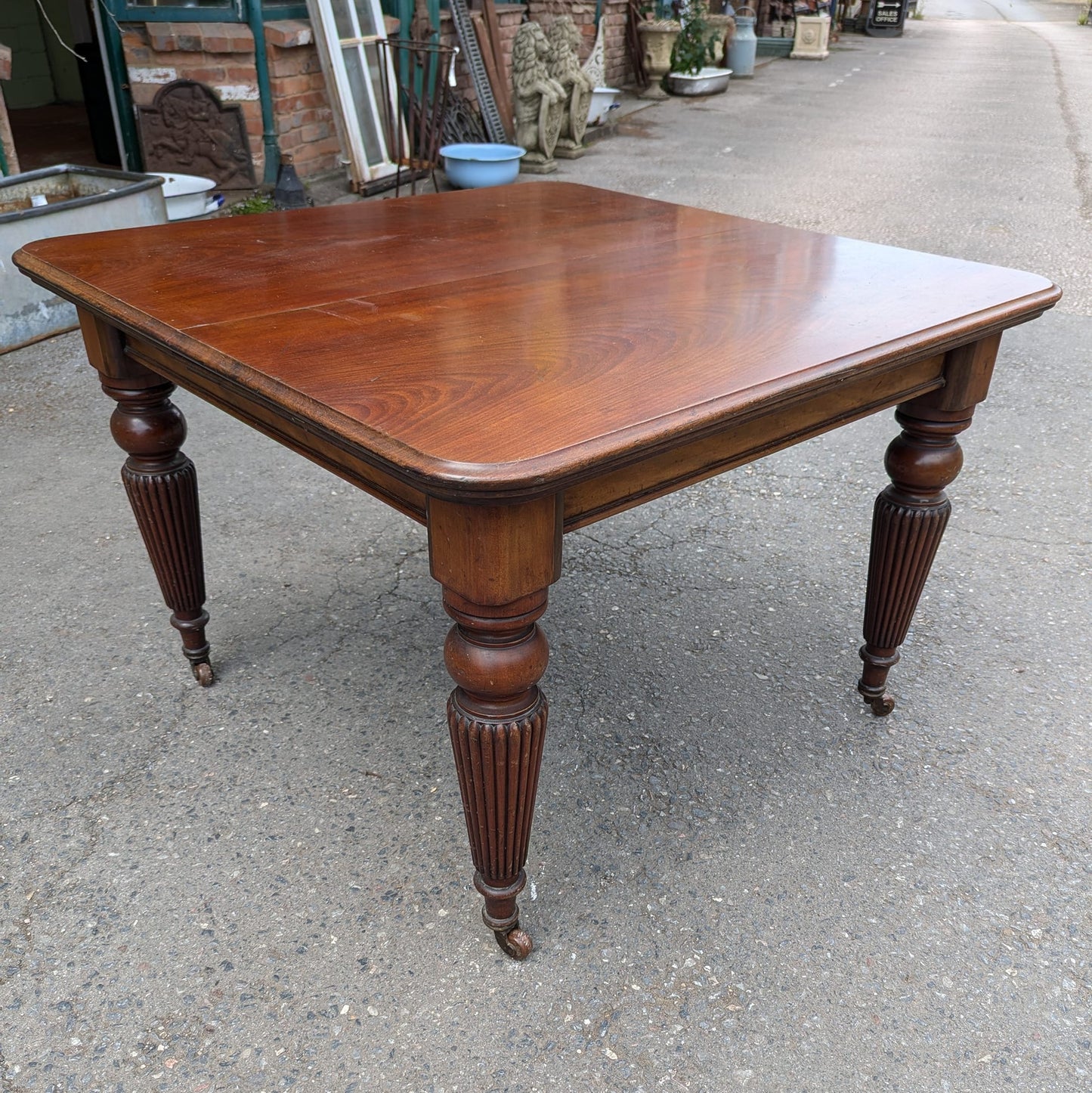 Victorian Extending Mahogany Dining Table