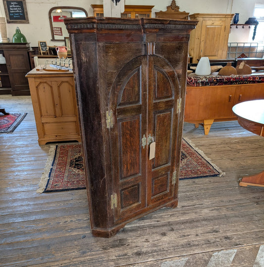 Floorstanding 19th Century Oak Corner Cupboard
