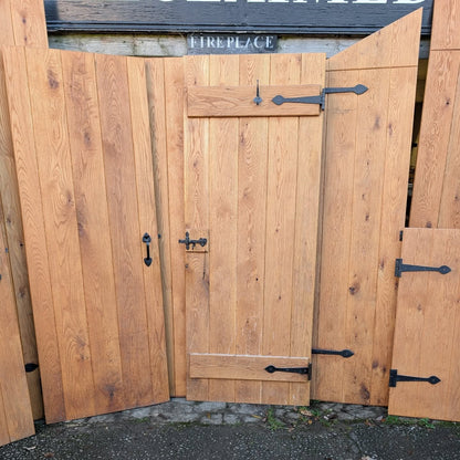 Solid Oak Ledged Doors