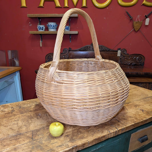 Large Wicker Carry Basket