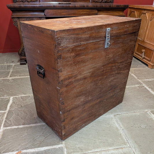 Teak/Iroko Chest