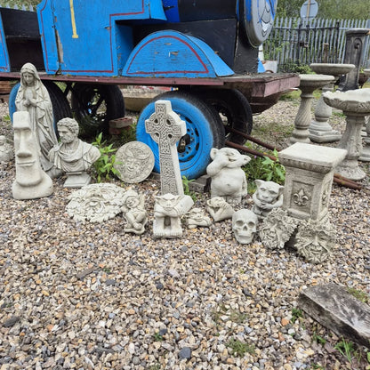 Garden Statues & Birdbaths
