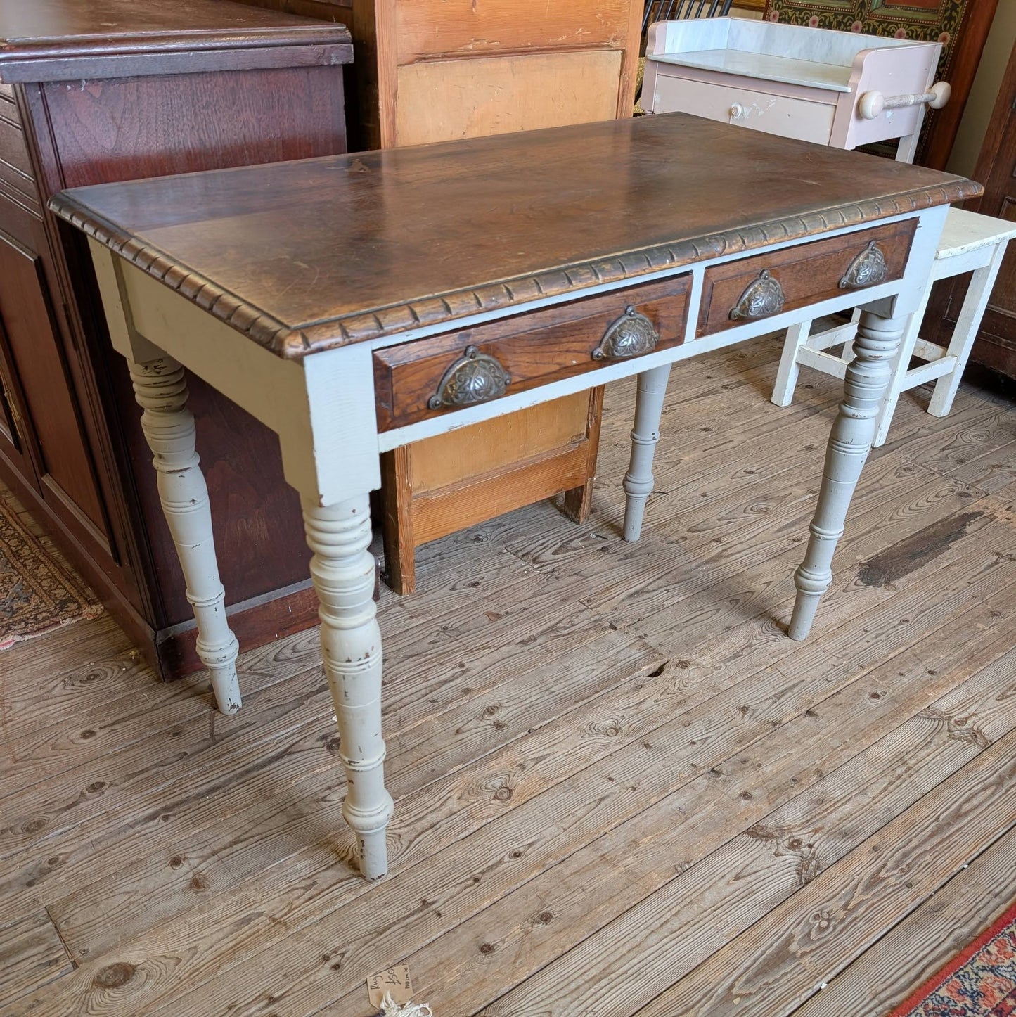 Oak Top Sidetable