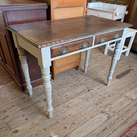 Oak Top Sidetable