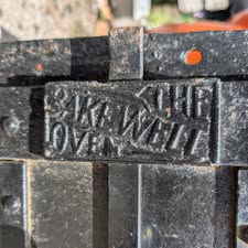 The Bakewell' Cast Iron Oven