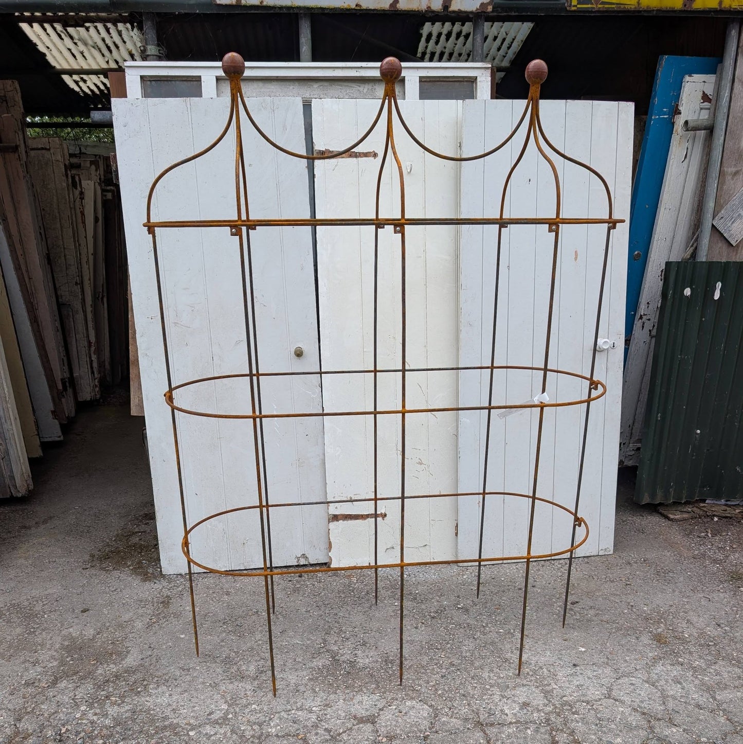 Large Rusty Tomato Frame