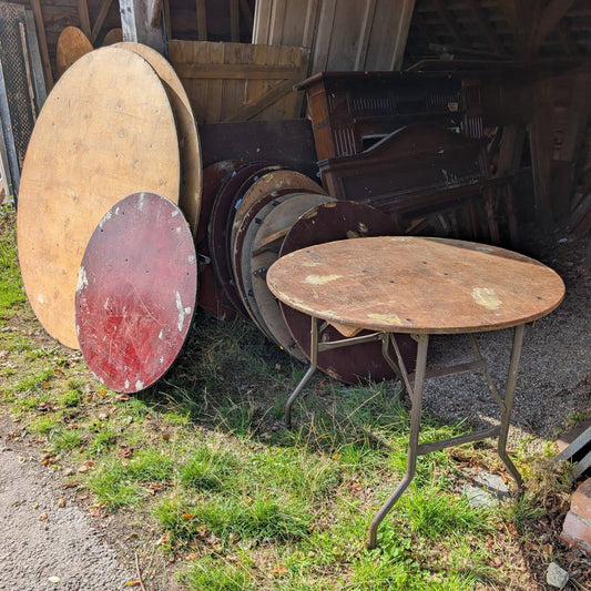 Folding Round Tables