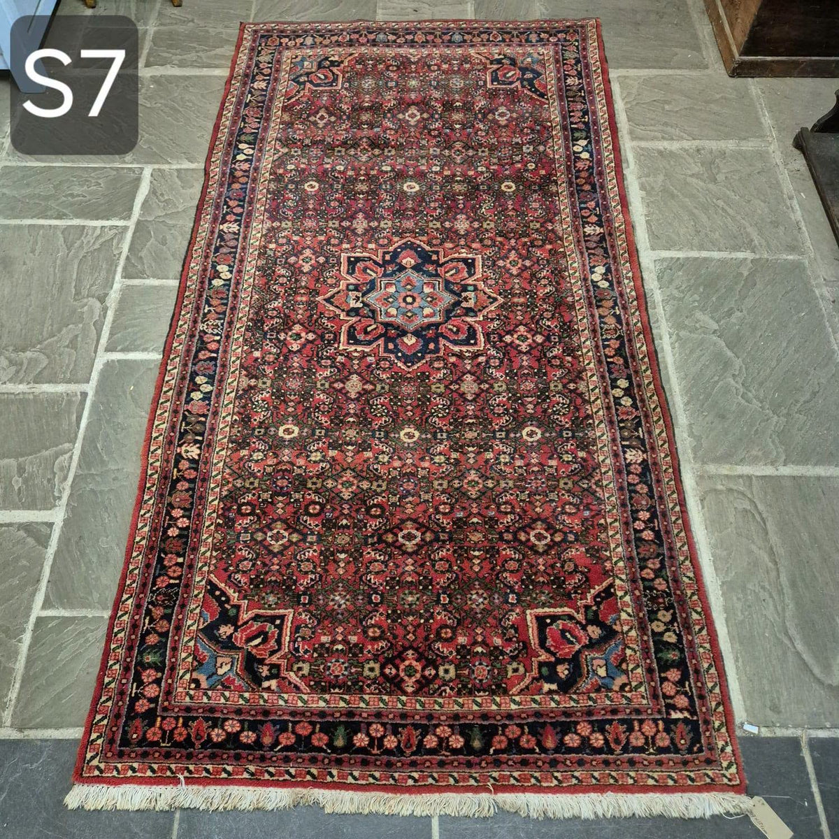 Rug 307cm x 151cm