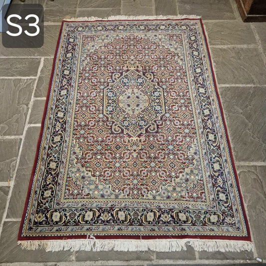 Rug 248cm x 171cm