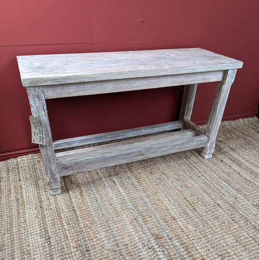 Small White Painted Bench with Shoerack